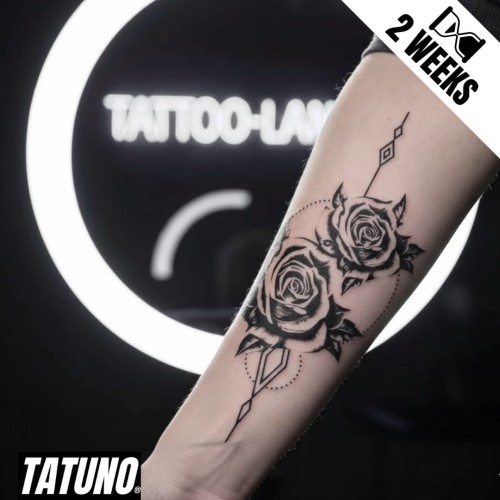 Tatuaż jagua półtrwały geometria róż