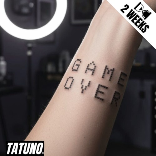 Tatuaż jagua półtrwały cyfry rzymskie game over