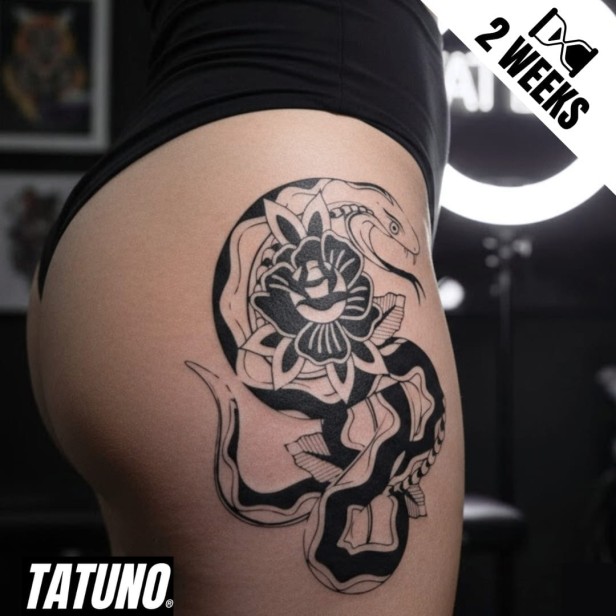 Tatuaż jagua półtrwały wąż w rozkwicie