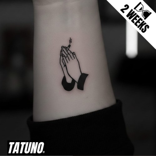 Tatuaż jagua półtrwały dłonie z papierosem