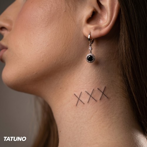 Tatuaż półtrwały XXX