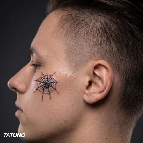 Tatuaż półtrwały pajęczyna