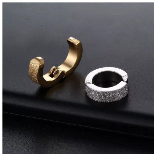 Fake piercing